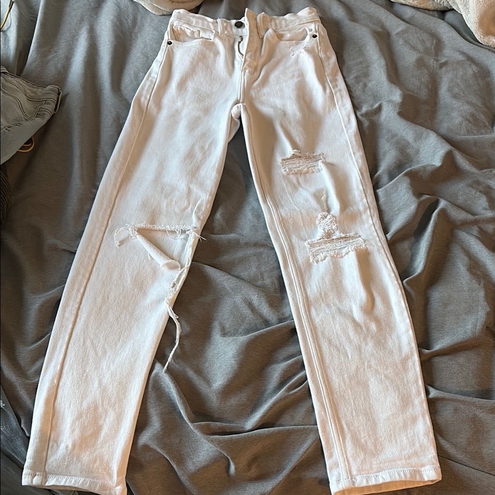 Stylish White Distressed Women's Jeans